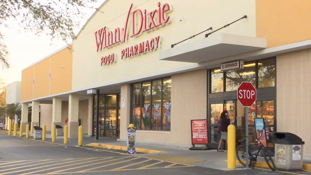 Shoppers dismayed by closing of Jacksonville WinnDixie store